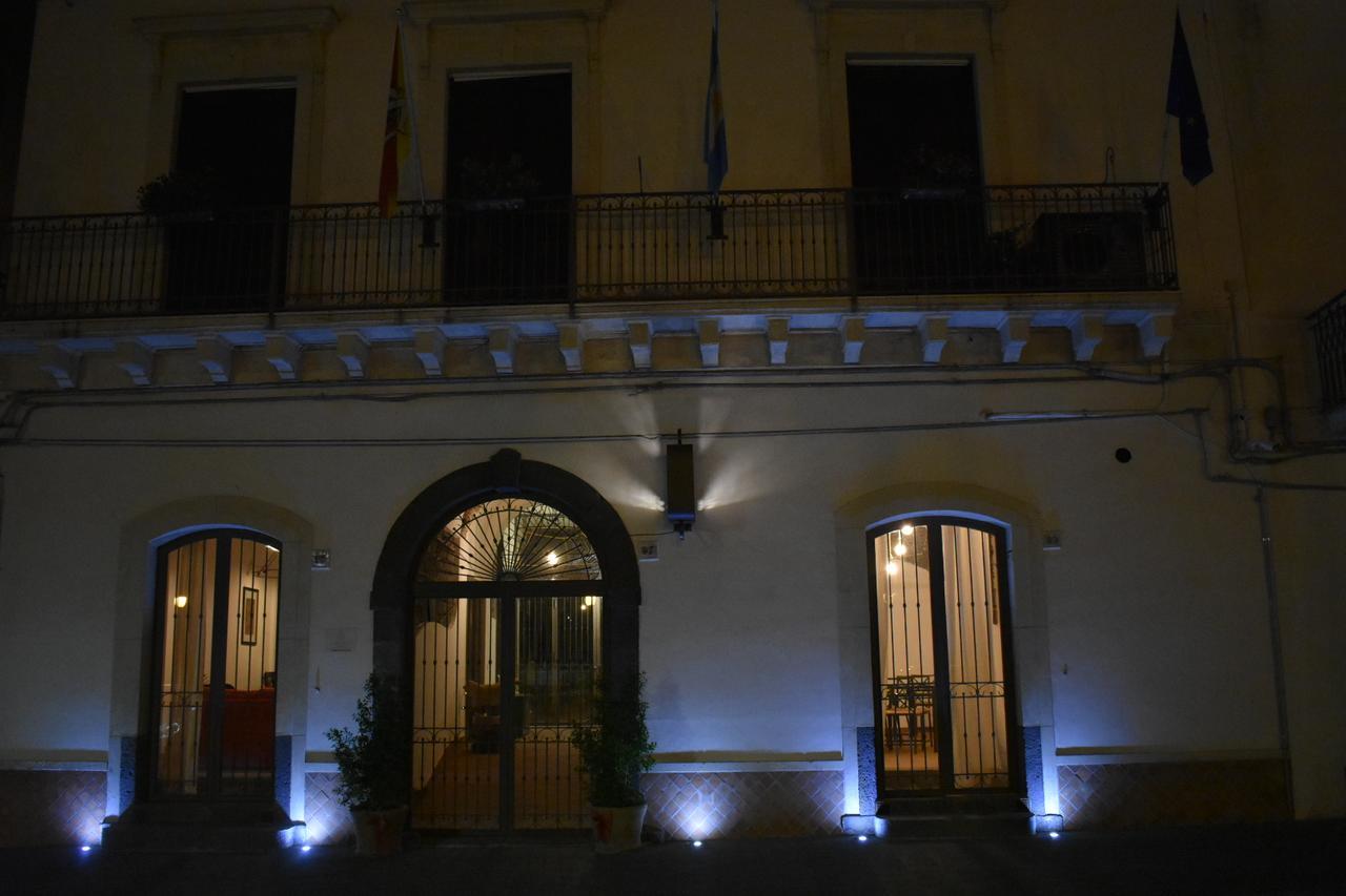Domus Giuliae Hotel Trecastagni Exterior photo